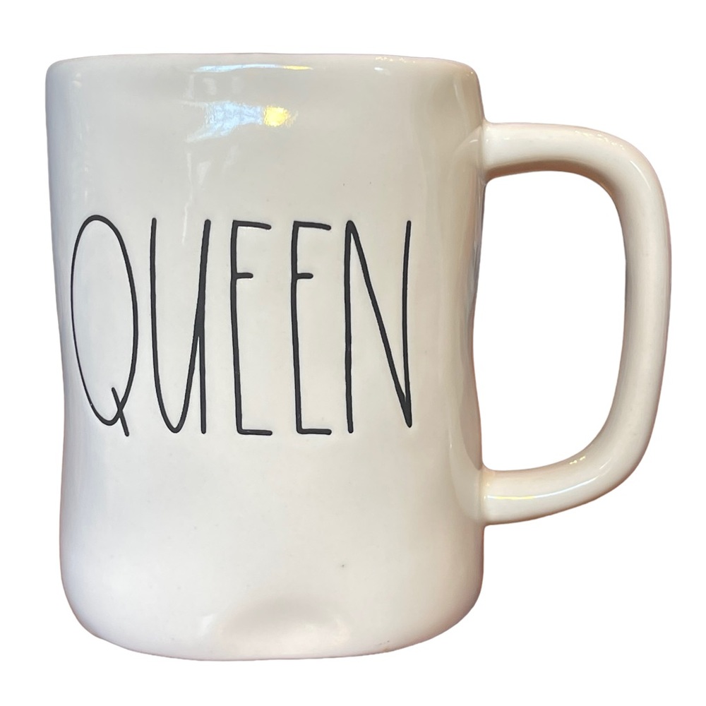 Rae Dunn - QUEEN - Mug